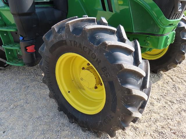 Image of John Deere 6130M equipment image 2