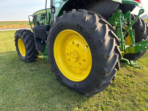 Image of John Deere 6130M equipment image 2