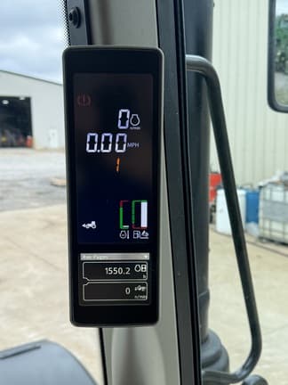 Image of John Deere 6130M equipment image 3