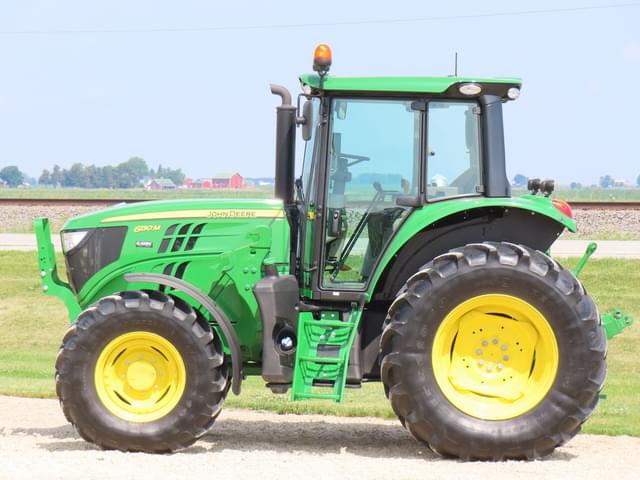 Image of John Deere 6130M equipment image 1
