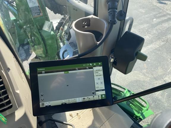 Image of John Deere 6130M equipment image 4