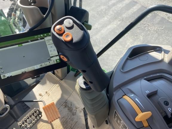 Image of John Deere 6130M equipment image 2