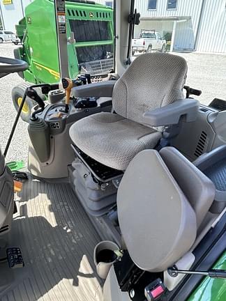Image of John Deere 6130M equipment image 3