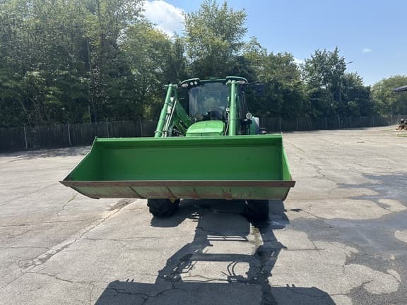 Image of John Deere 6130M equipment image 1