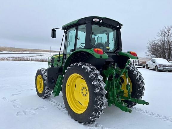 Image of John Deere 6130M equipment image 2