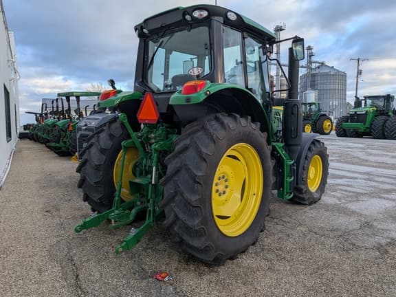 Image of John Deere 6130M equipment image 4