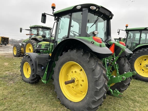 Image of John Deere 6130M equipment image 3