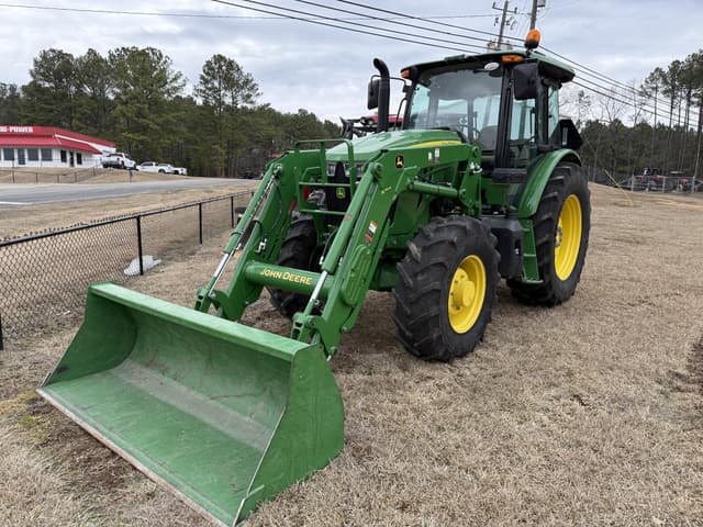 Image of John Deere 6135E equipment image 1