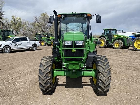 Image of John Deere 6135E equipment image 1