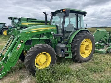 Main image John Deere 6135E