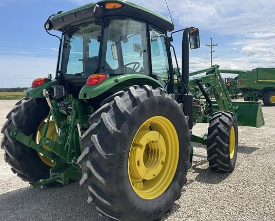 Image of John Deere 6135E equipment image 3