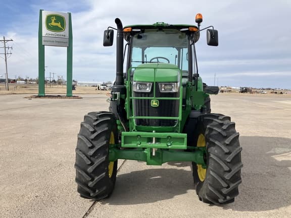 Image of John Deere 6135E equipment image 2
