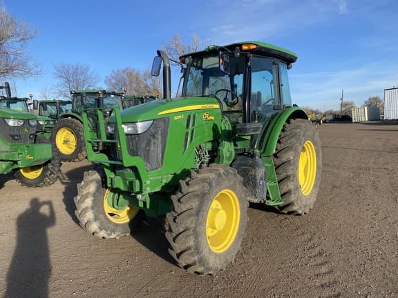 Image of John Deere 6135E equipment image 3