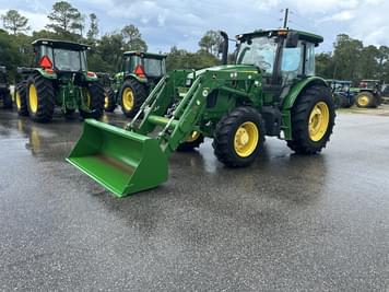 Main image John Deere 6135E