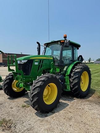 Image of John Deere 6135E Image 1