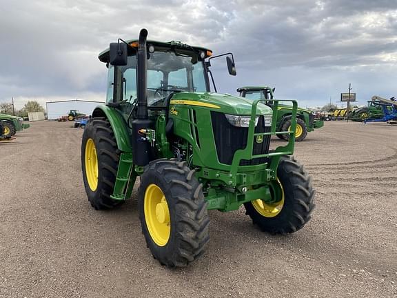 Image of John Deere 6135E equipment image 2