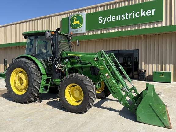 Image of John Deere 6135E equipment image 4