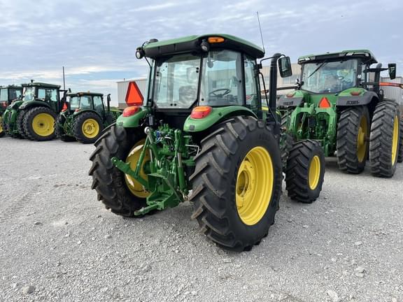 Image of John Deere 6135E equipment image 2