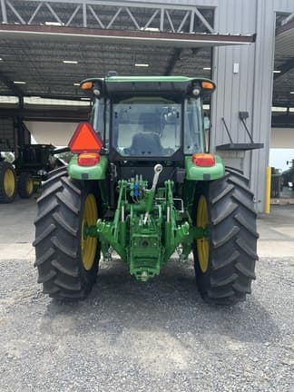 Image of John Deere 6135E equipment image 1