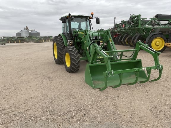 Image of John Deere 6135E equipment image 1