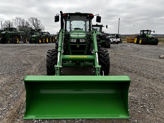 Image of John Deere 6135E equipment image 1