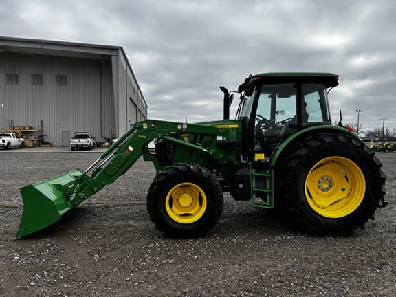 Image of John Deere 6135E Primary image
