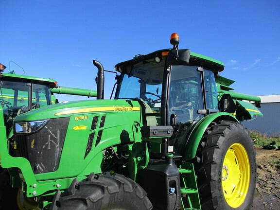 Image of John Deere 6135E Primary image