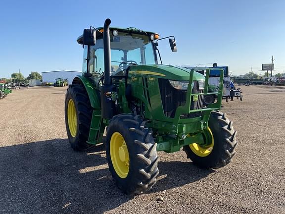 Image of John Deere 6135E equipment image 2