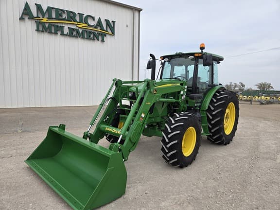 Image of John Deere 6135E equipment image 1