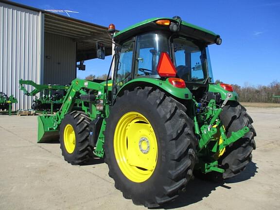 Image of John Deere 6135E equipment image 2