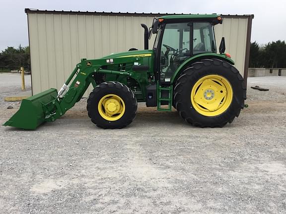 Image of John Deere 6135E equipment image 1