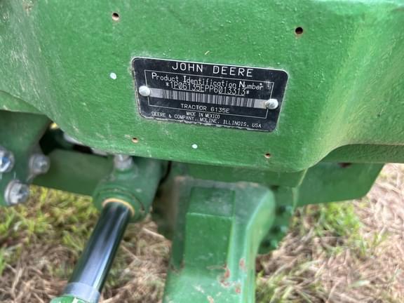 Image of John Deere 6135E equipment image 2