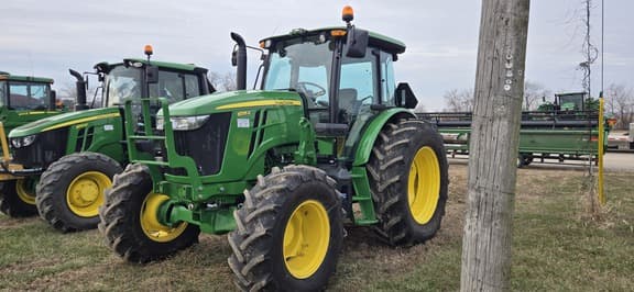 Image of John Deere 6135E equipment image 1