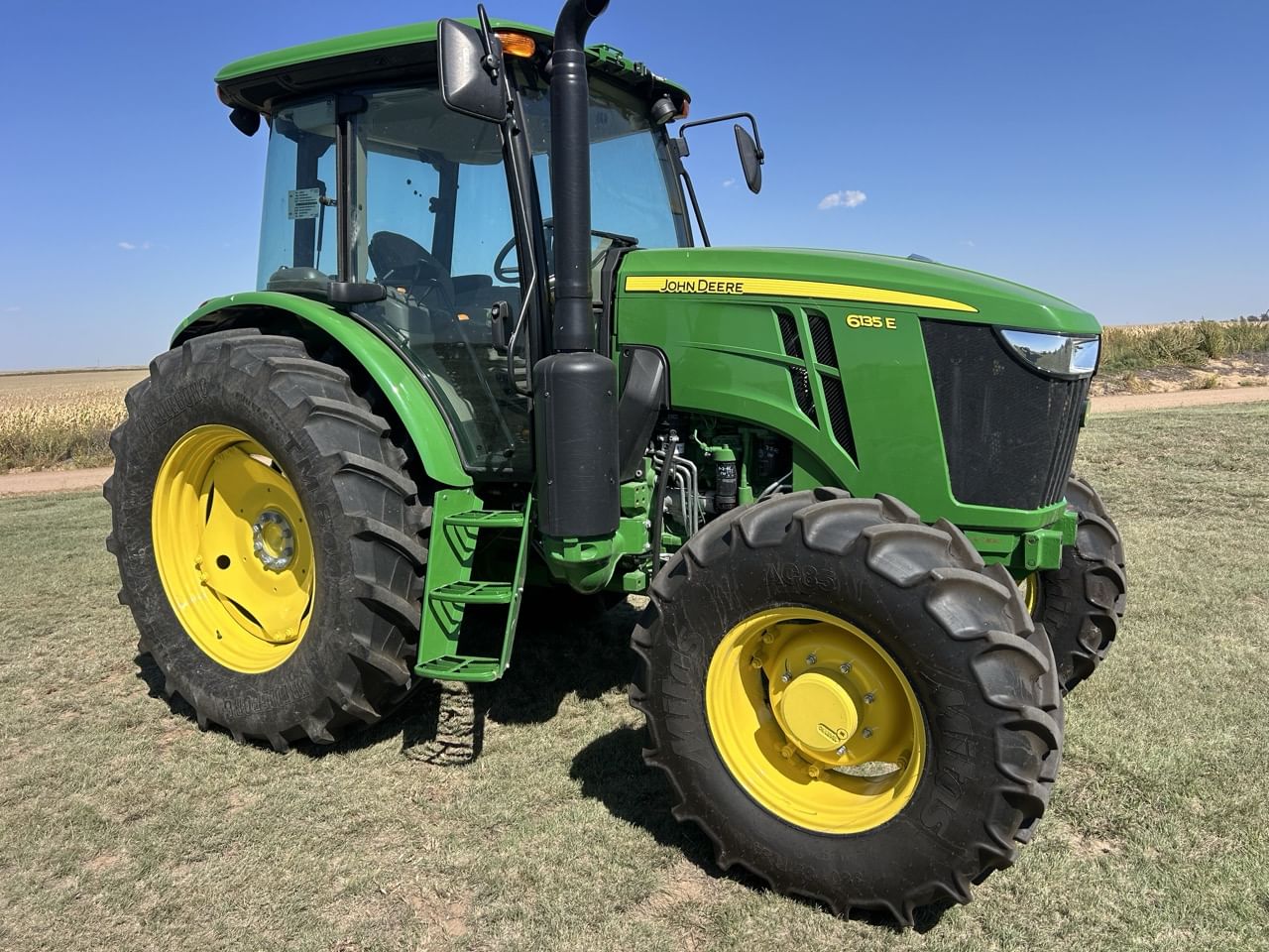 2024 John Deere 6135E Equipment Image0