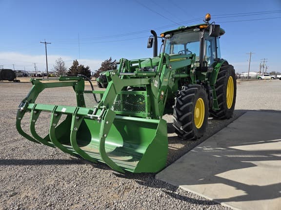 Image of John Deere 6135E equipment image 3