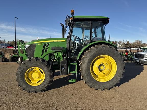 Image of John Deere 6135E equipment image 1