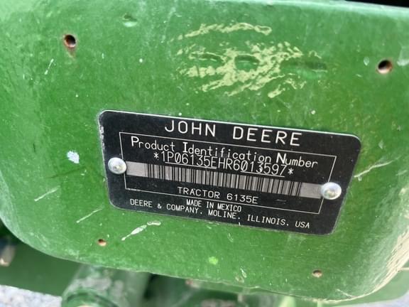 Image of John Deere 6135E equipment image 2