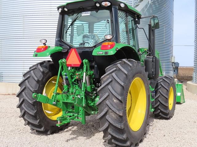 Image of John Deere 6140M equipment image 4