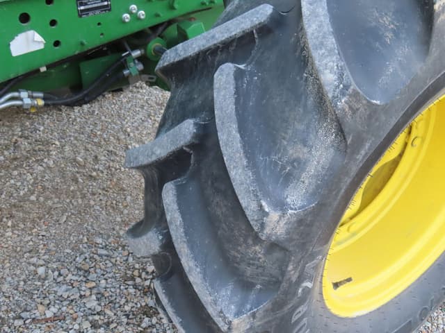 Image of John Deere 6140M equipment image 4