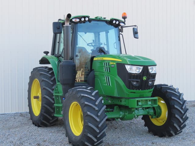 Image of John Deere 6140M equipment image 2