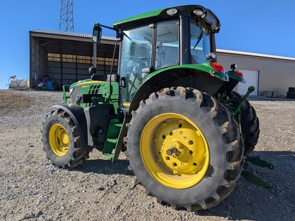 Image of John Deere 6140M equipment image 1