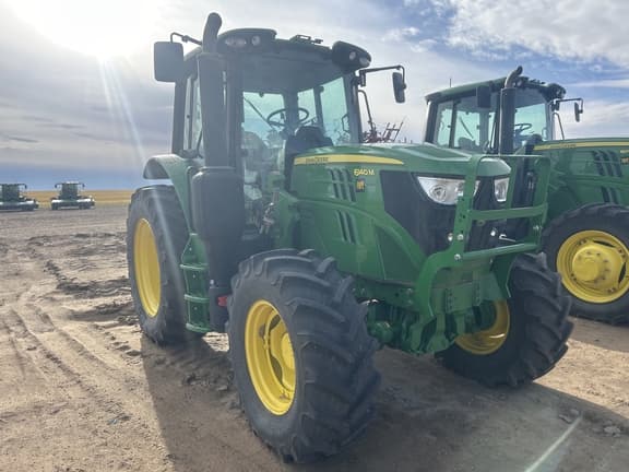 Image of John Deere 6140M equipment image 4