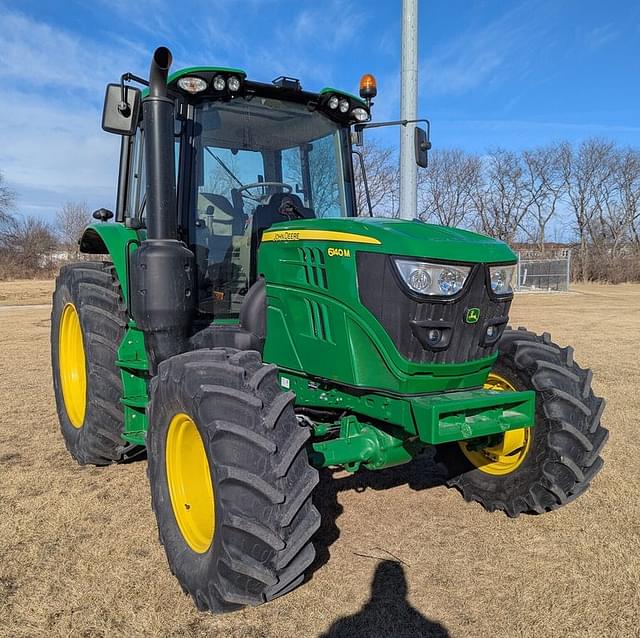 Image of John Deere 6140M equipment image 1