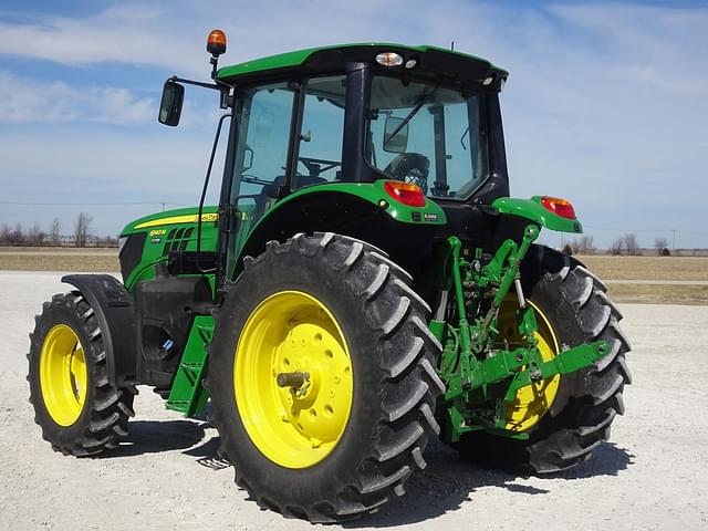 Image of John Deere 6140M equipment image 4