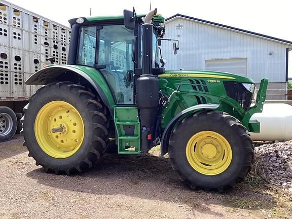 Image of John Deere 6140M equipment image 2