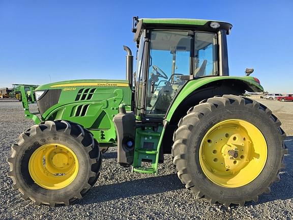 Image of John Deere 6140M equipment image 1