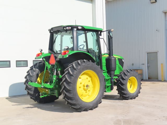 Image of John Deere 6140M equipment image 4