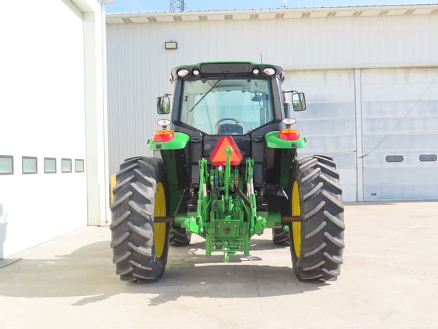 Image of John Deere 6140M equipment image 4