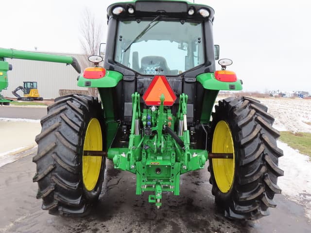 Image of John Deere 6140M equipment image 3