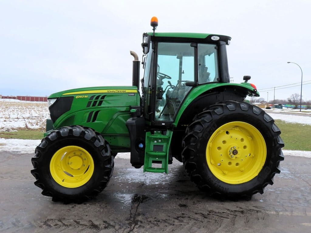 Image of John Deere 6140M Primary image